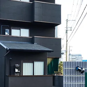 Rikyuan Nishikyogoku アパート
